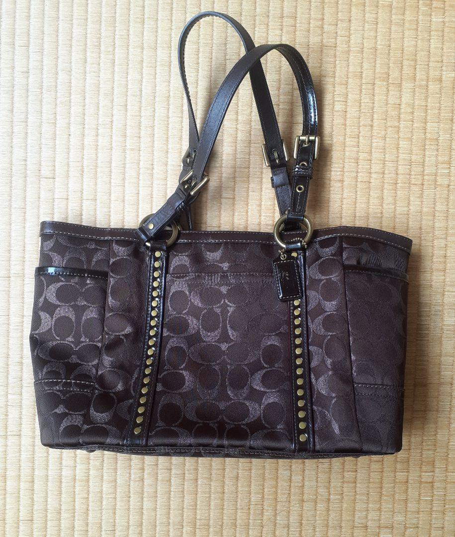 COACH　ブラウン柄バッグ