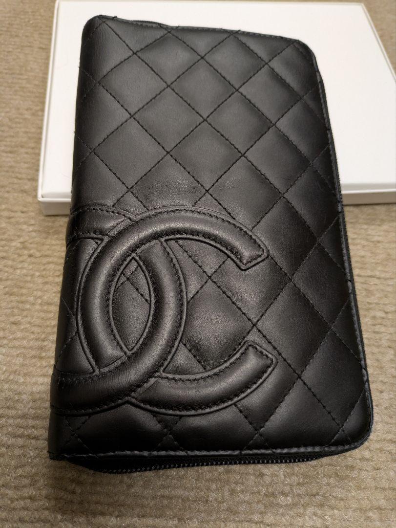 CHANEL シャネル