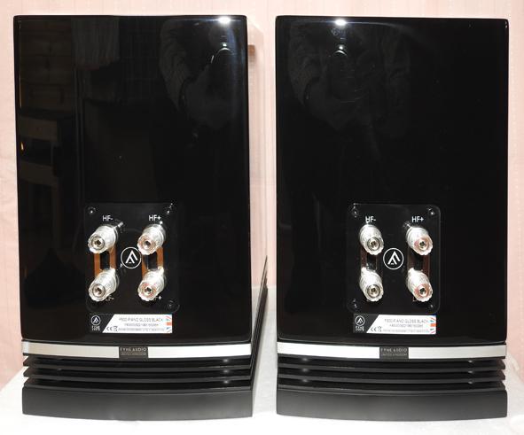 FYNE AUDIO F500 ピアノグロス・ブラックペア