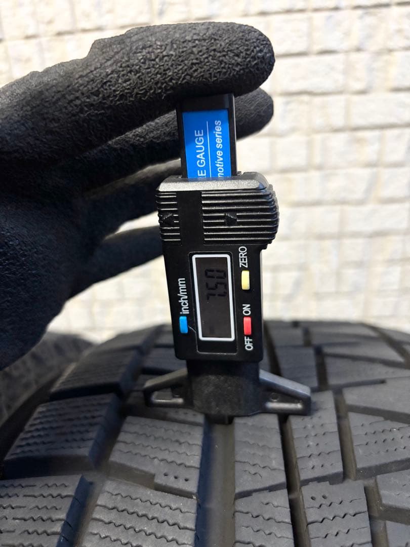 ①【在庫限り・送料無料‼️】225/55R17 ブリヂストン アイスパートナー2 ①【在庫限り・送料無料‼️】225/55R17 ブリヂストン アイスパートナー2