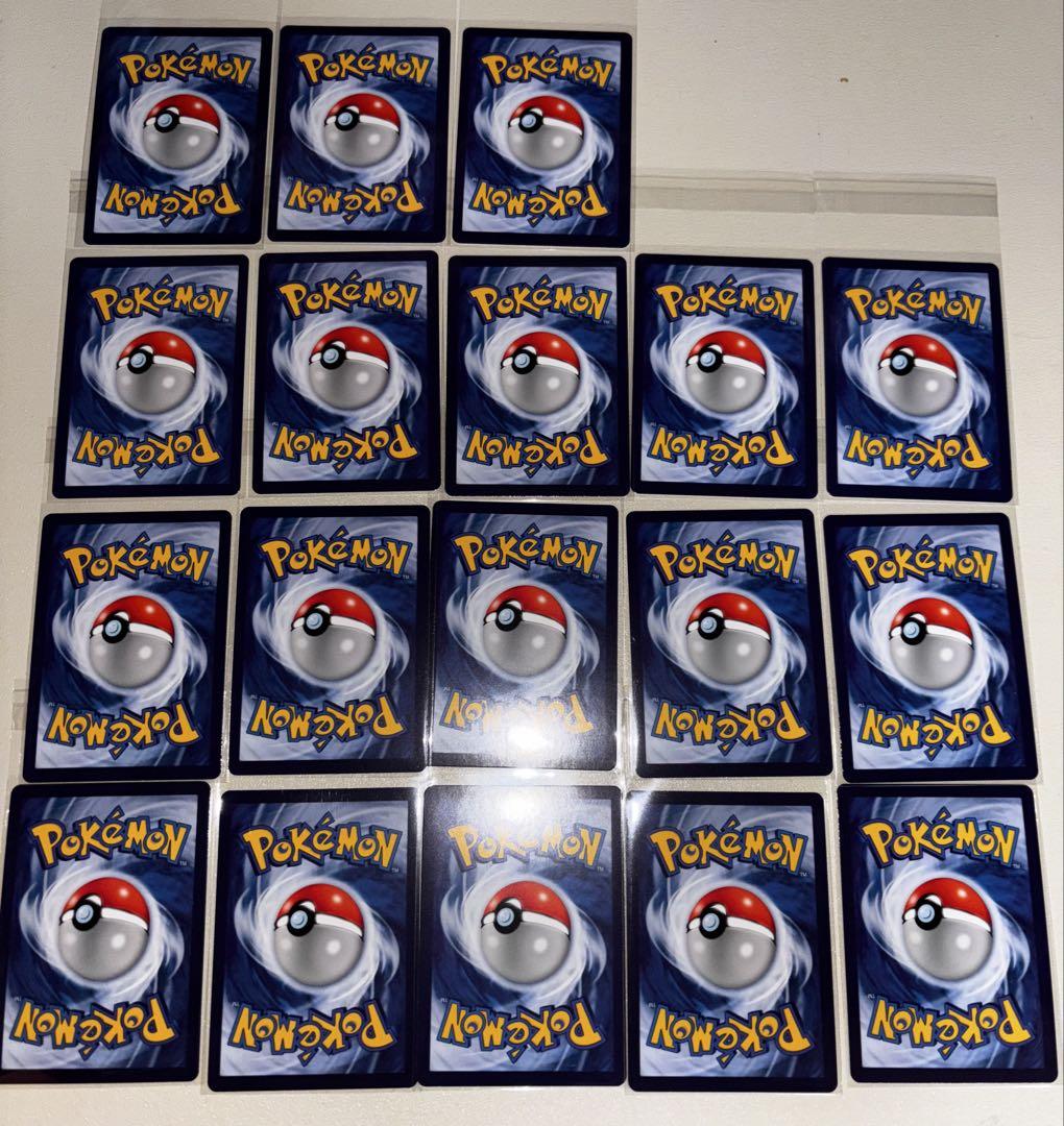 ポケモンカード ゴッホ展 ピカチュウ 海外版 18枚 フルセット