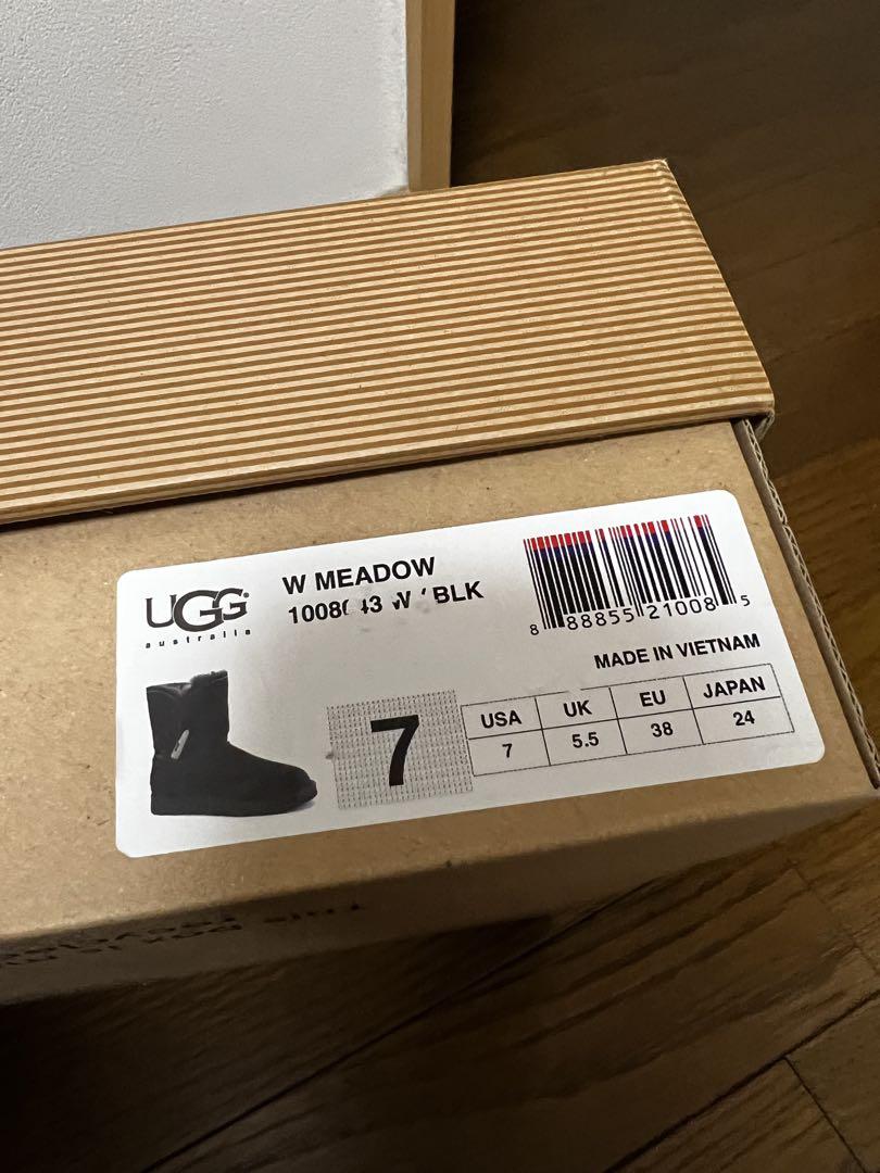 UGG ブーツ ショートブーツ 黒 W MEADOW