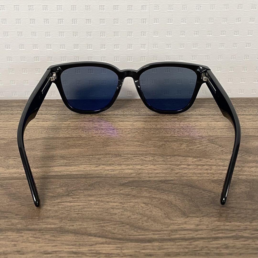 プラダ PRADA 美品 アイコニックメタルプラーク サングラス