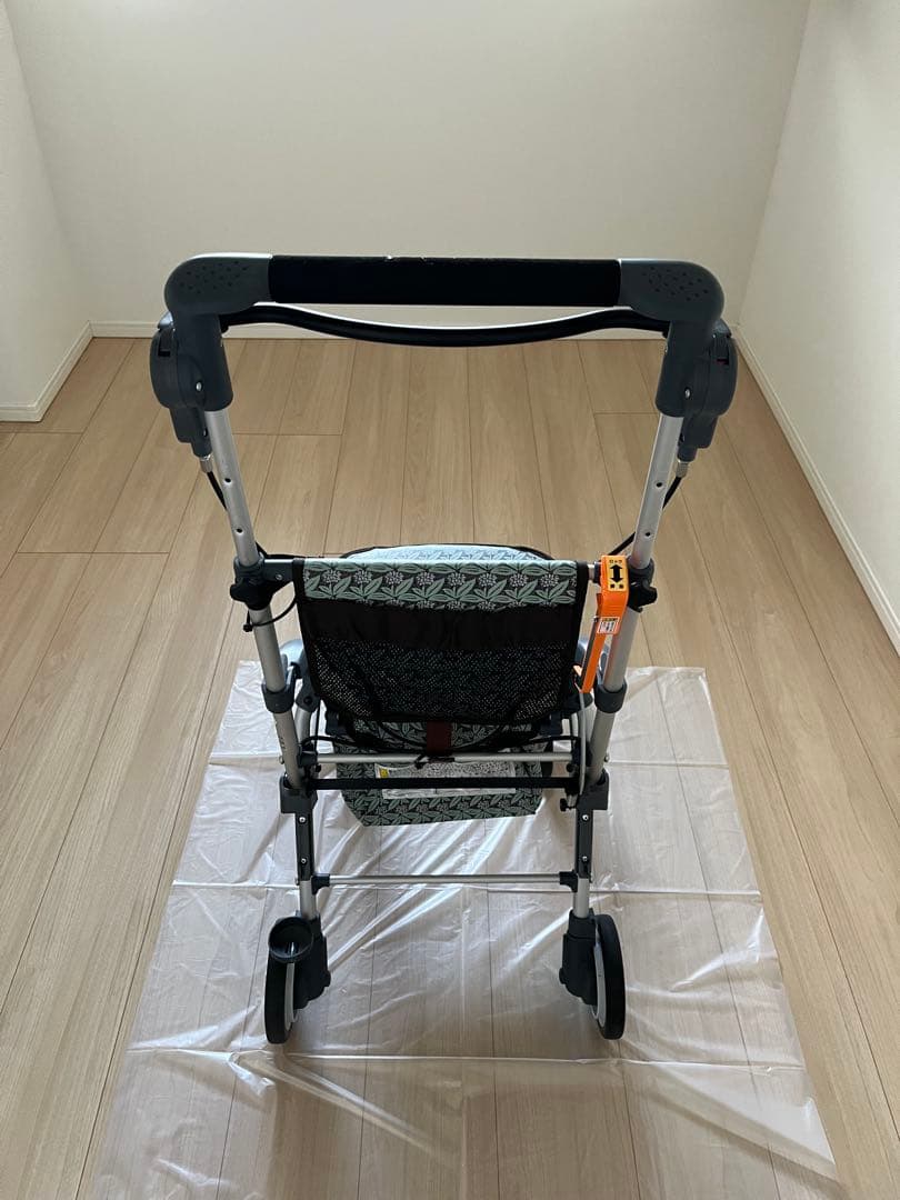 シルバーカー ほぼ未使用 シルバーカー ほぼ未使用