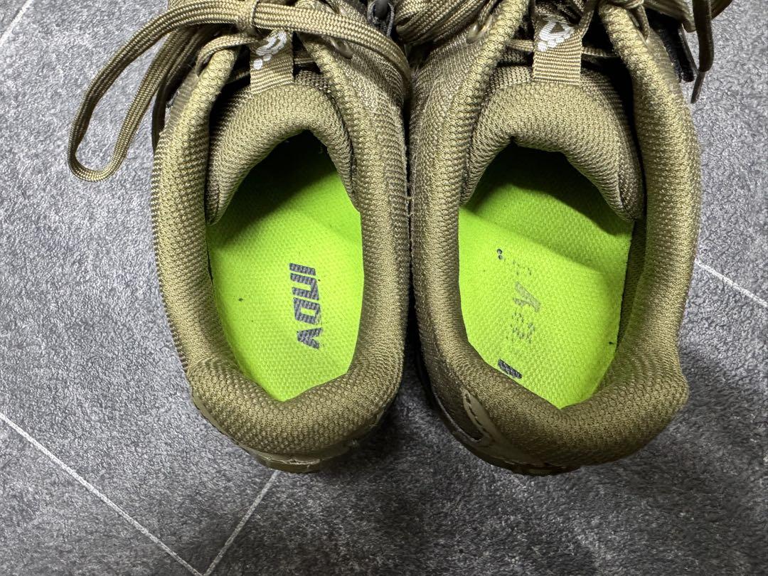 inov-8 イノヴェイト トレーニングシューズ カーキ 26.5