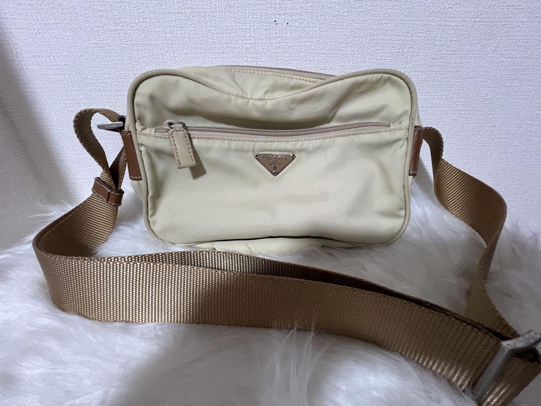 PRADA ナイロンショルダーバッグ