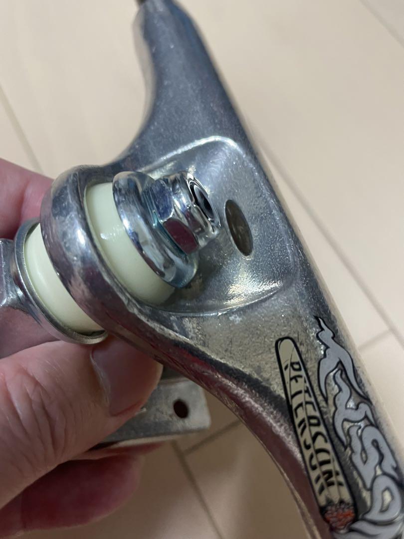 THUNDER  HI 148 スケボートラック2個セット