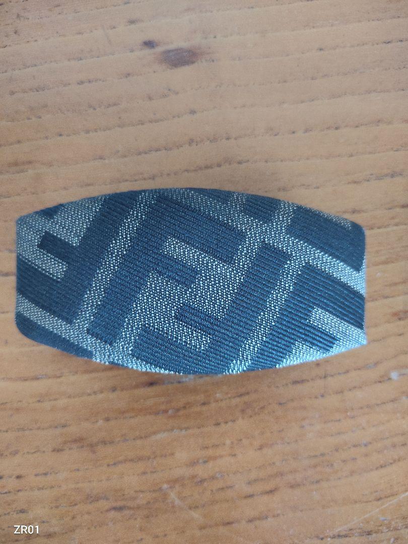 Fendi ロゴバレッタ - メルカリ