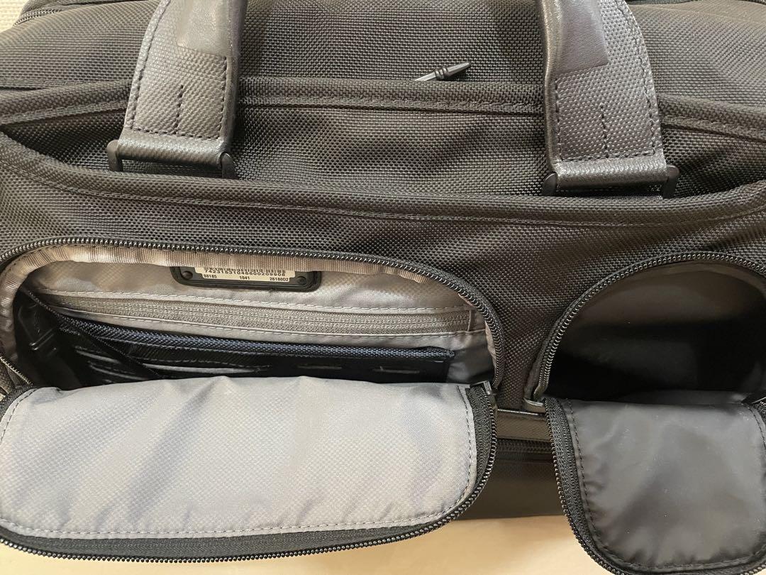 TUMI トゥミ