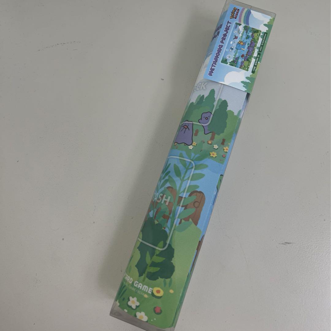 【現品限り一斉値下げ！】 韓国限定】ポケモンタウン2025 メタモン プロモ プレイマット ポケモンカードゲーム