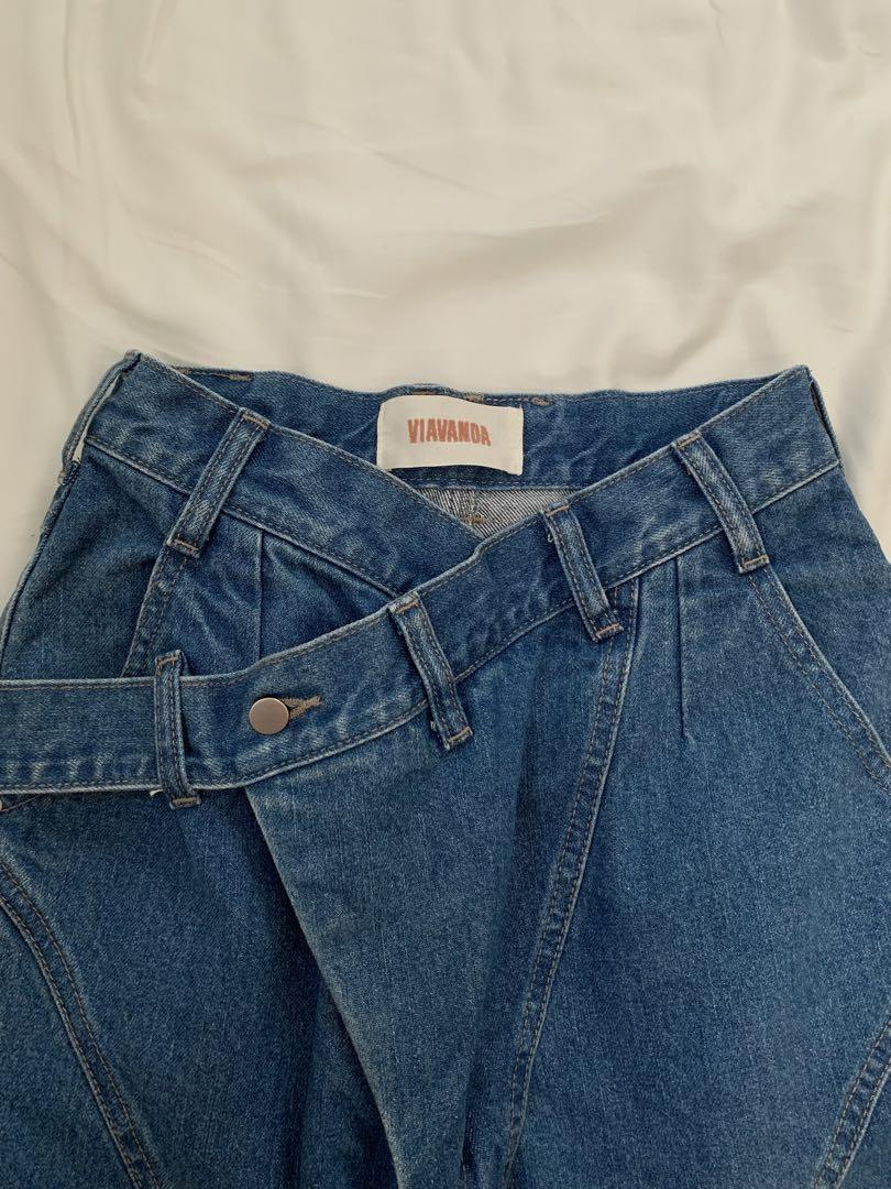 【VIAVANDA】  STRAP WIDE DENIM PANTS