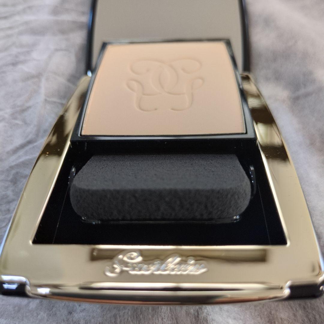 GUERLAIN ファンデーション00