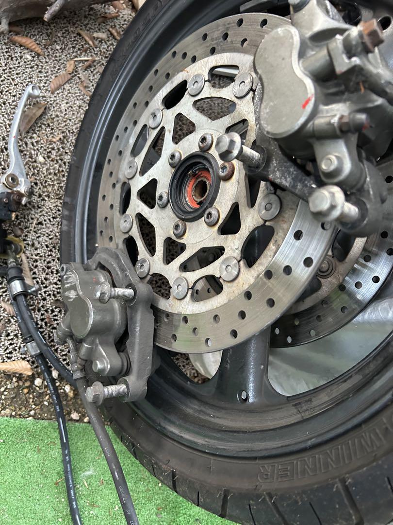 xjr400  フロントブレーキ周り