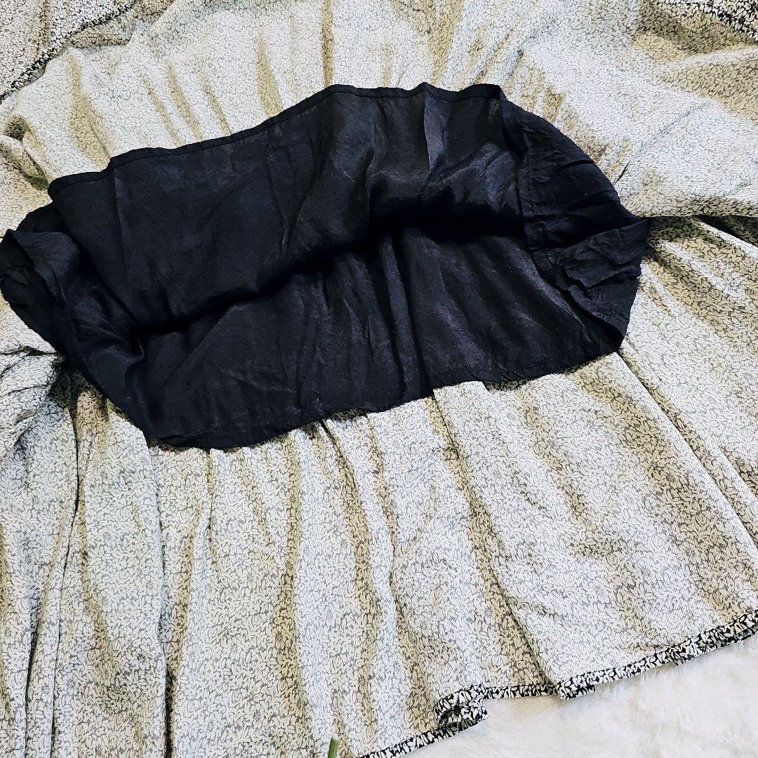 美品✨ヌキテパ　ティアードワンピース　花柄　モノトーン　コットン×レーヨン　黒白 ヌキテパ 小花柄 ティアードワンピース モノトーン M相当 - メルカリ