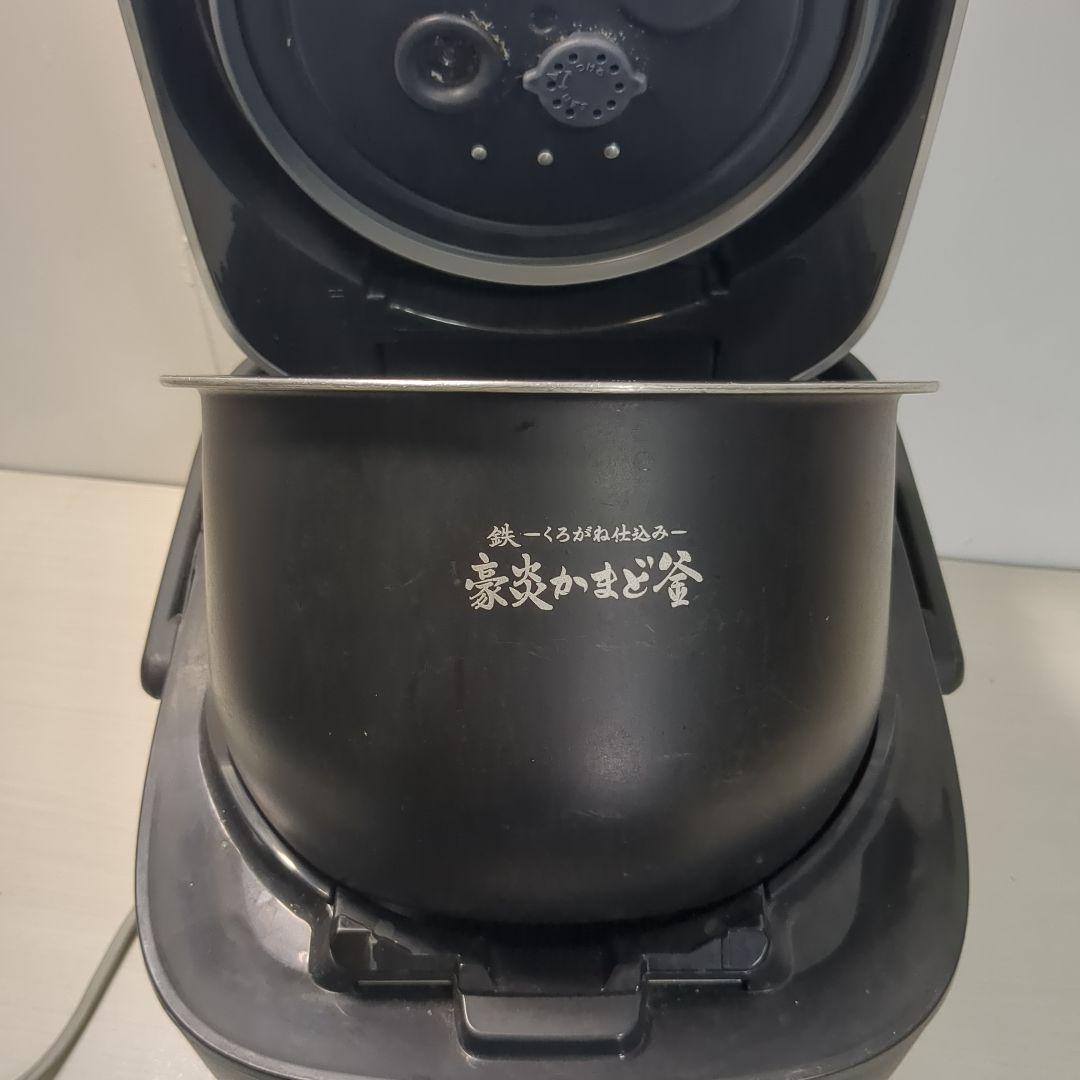 2022年製 ZOJIRUSHI NW-PT18 圧力IH炊飯ジャー