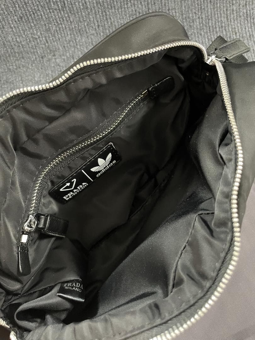 希少PRADA ハンドバッグ Re-Nylonショルダーバッグ
