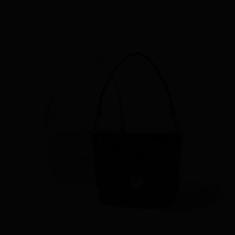 ブラック クラッチバッグ 合成皮革