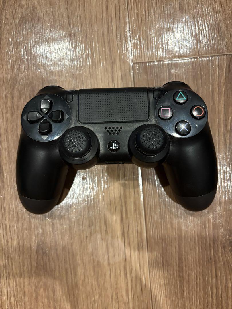 PlayStation 4 本体（HDD 1TB換装済み／封印シールなし）