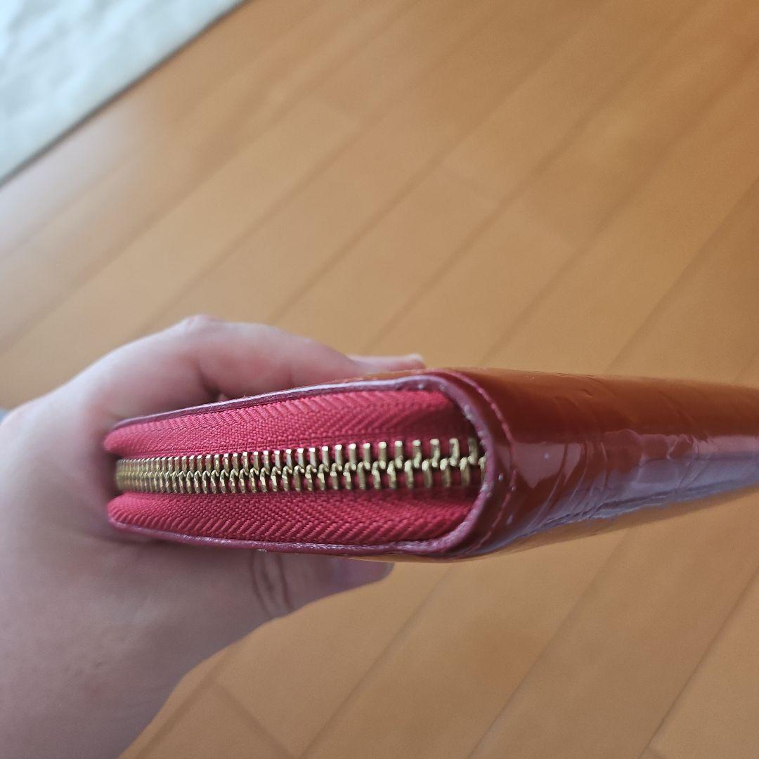 ひろさま専用　ルイヴィトンのヴェルニの赤い長財布