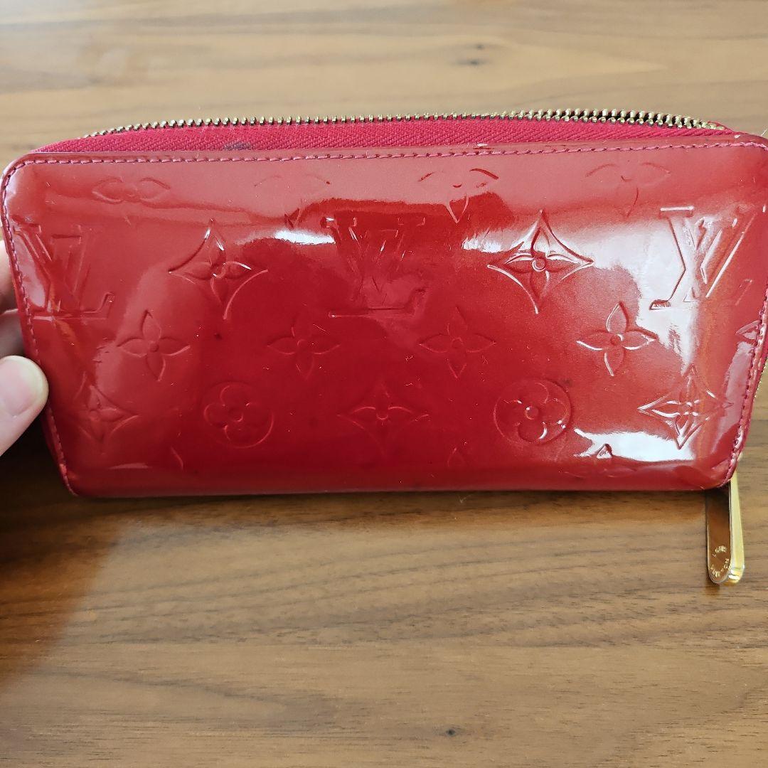 ひろさま専用　ルイヴィトンのヴェルニの赤い長財布