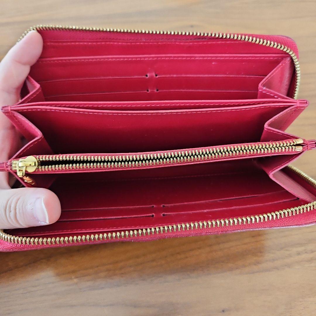 ひろさま専用　ルイヴィトンのヴェルニの赤い長財布