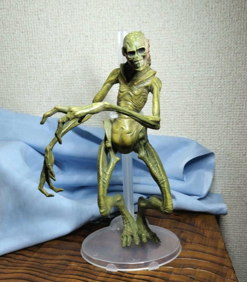●エイリアン フィギュア セット ニューボーン ウォーリアー ケナー ハズブロ ケナー エイリアン フィギュア（ニューボーン エイリアン