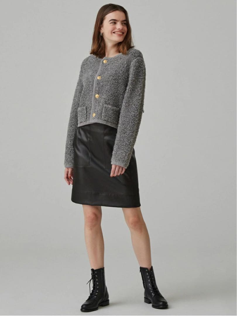 トゥモローランド マカフィー ムートンクルーネックカーディガン トゥモローランド マカフィー ムートンクルーネックカーディガン