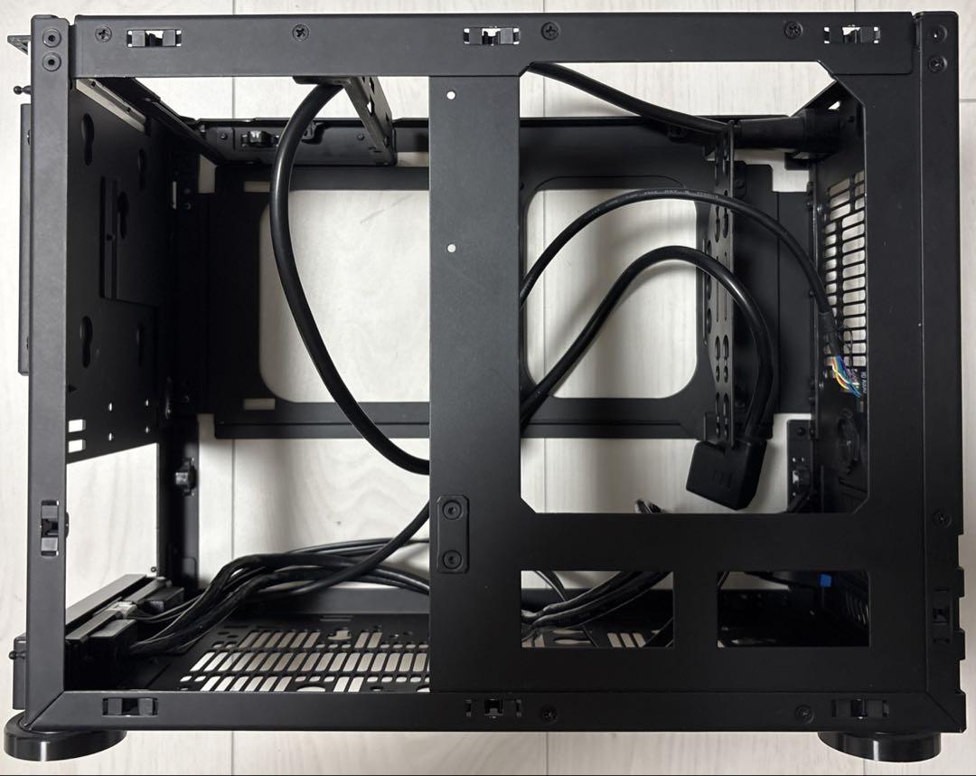 NCASE M1 V5.0 SILVER Mini-itx PCケース PCケース(自作PC用)