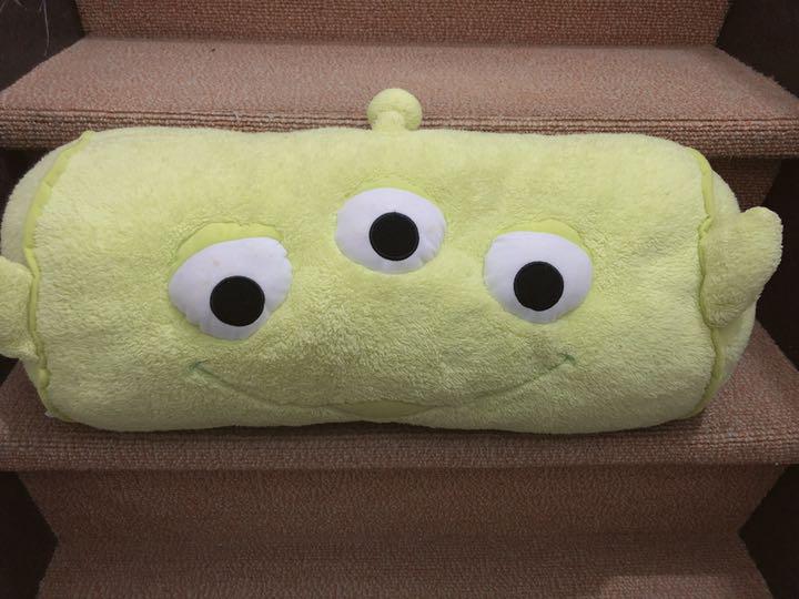 メルカリ 非売品 リトルグリーンメンクッション ぬいぐるみ 300 中古や未使用のフリマ