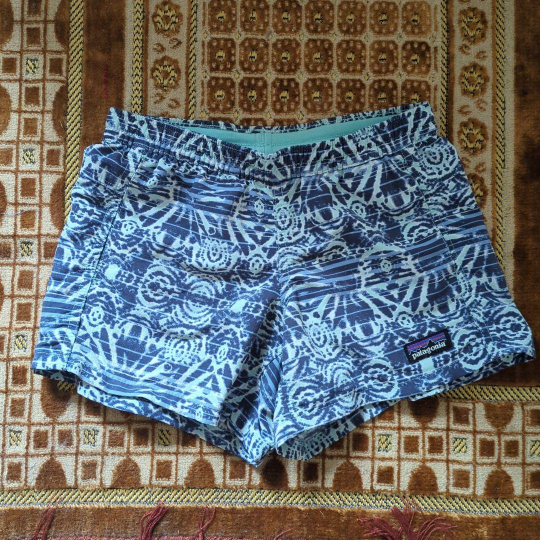 patagonia 幾何学模様 ショートパンツ - メルカリ