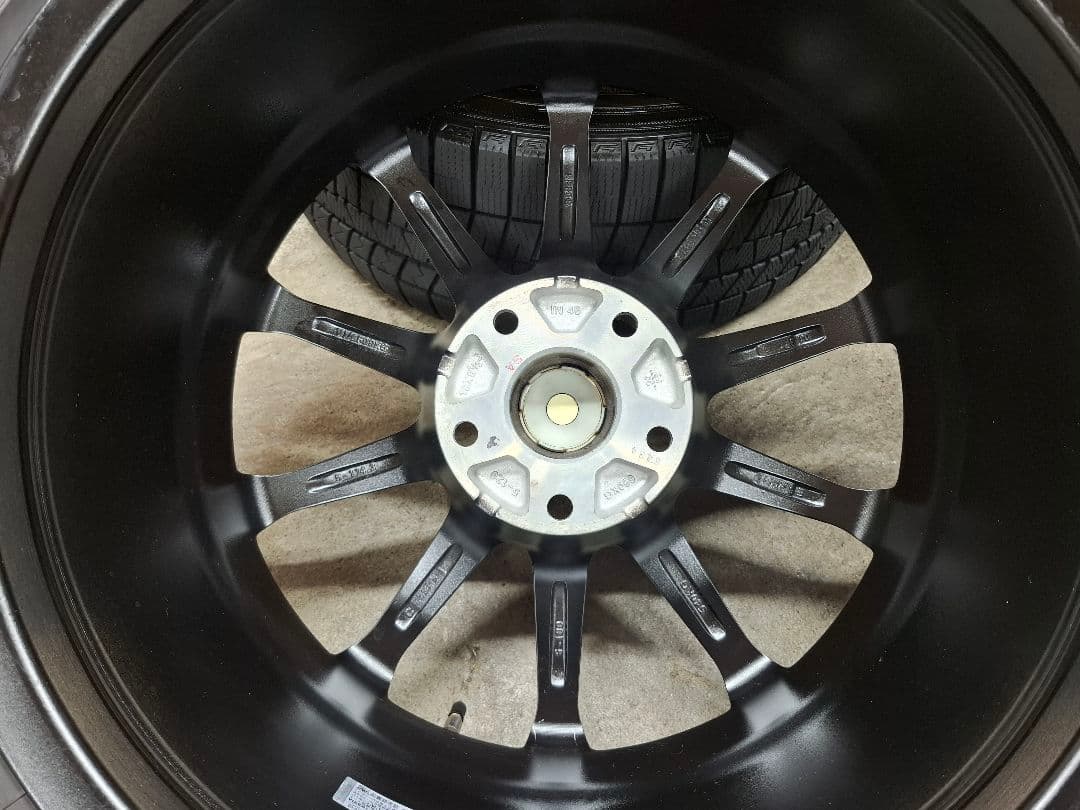 【ほぼ新品】ホンダ シビックタイプR ホイールタイヤ 2024年 スタッドレス 【ほぼ新品】ホンダ シビックタイプR ホイールタイヤ 2024年 スタッドレス