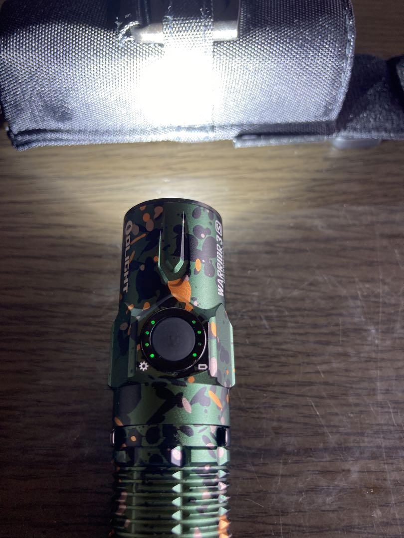 ライト・ランタン olight warrior3s