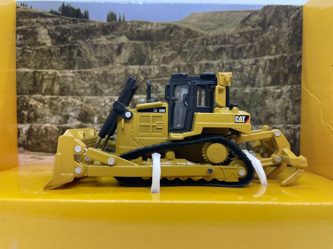 ミニカー 34R-047 DM 1/64 CAT D6R TRACK TYPE 85691