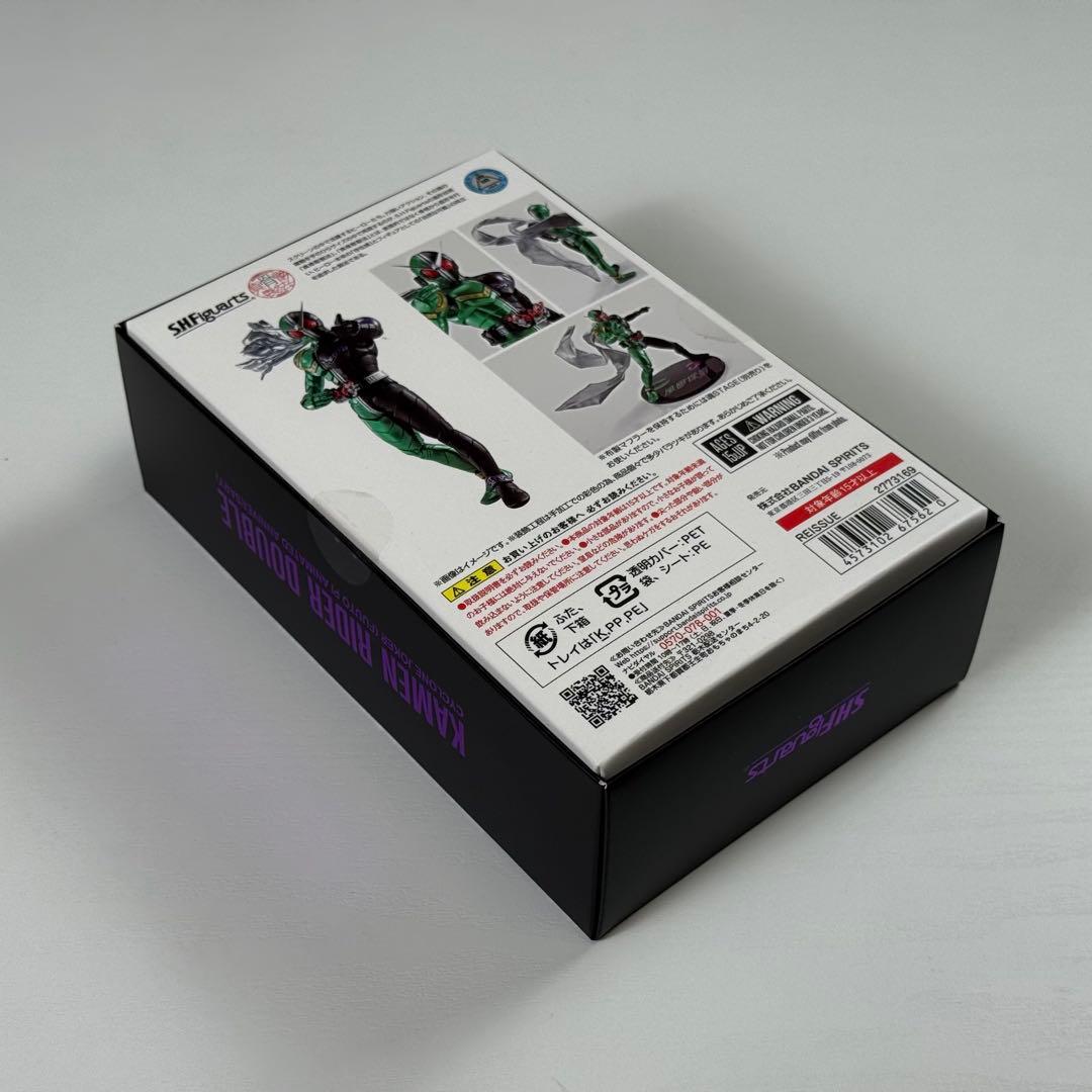 S.H.Figuarts真骨彫製法 仮面ライダーW サイクロンジョーカー風都探偵