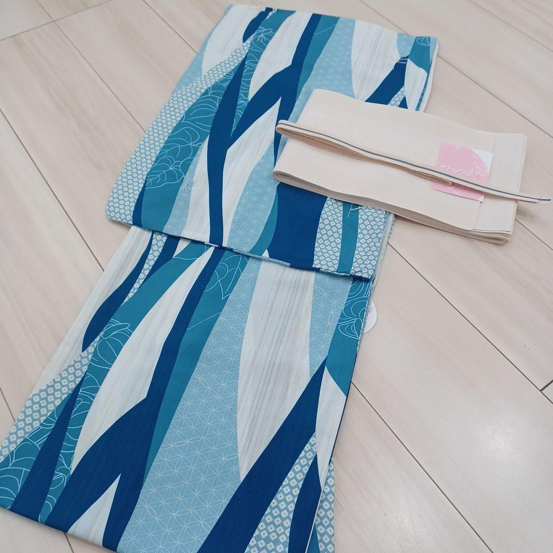 ラスト！新品　呉服屋　粋！清楚なよろけ縞　大人上品な　夏着物　浴衣３点セット