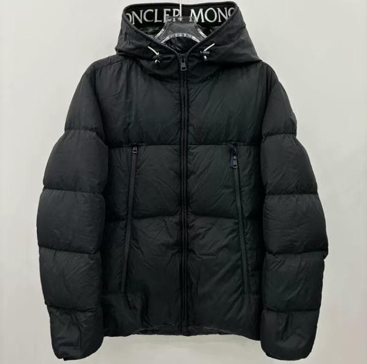 mtM MONCLER