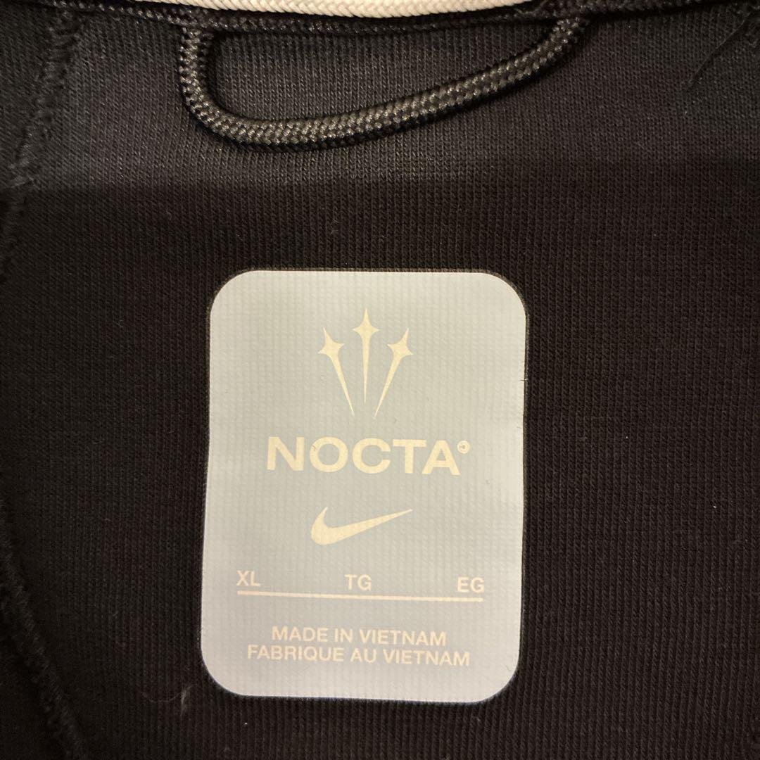 NIKE NOCTA テックフリース　XL 黒、ロゴ黄　美品トレーナー　ドレイク