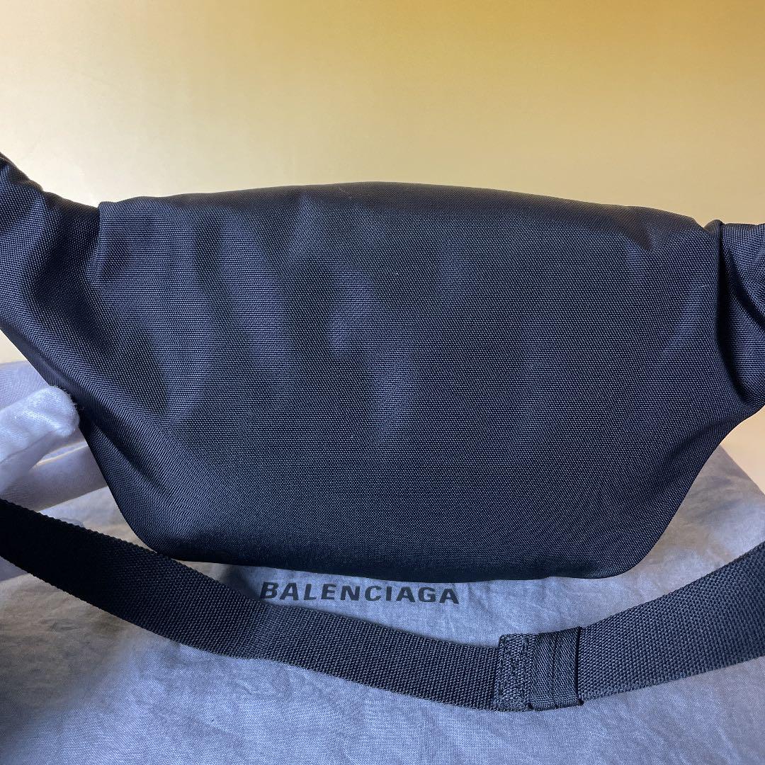 15%OFF BALENCIAGA 美品 黒 ボディバッグ ユニセックス バレンシアガ 9pH1J-m98098421498 最安値2023
