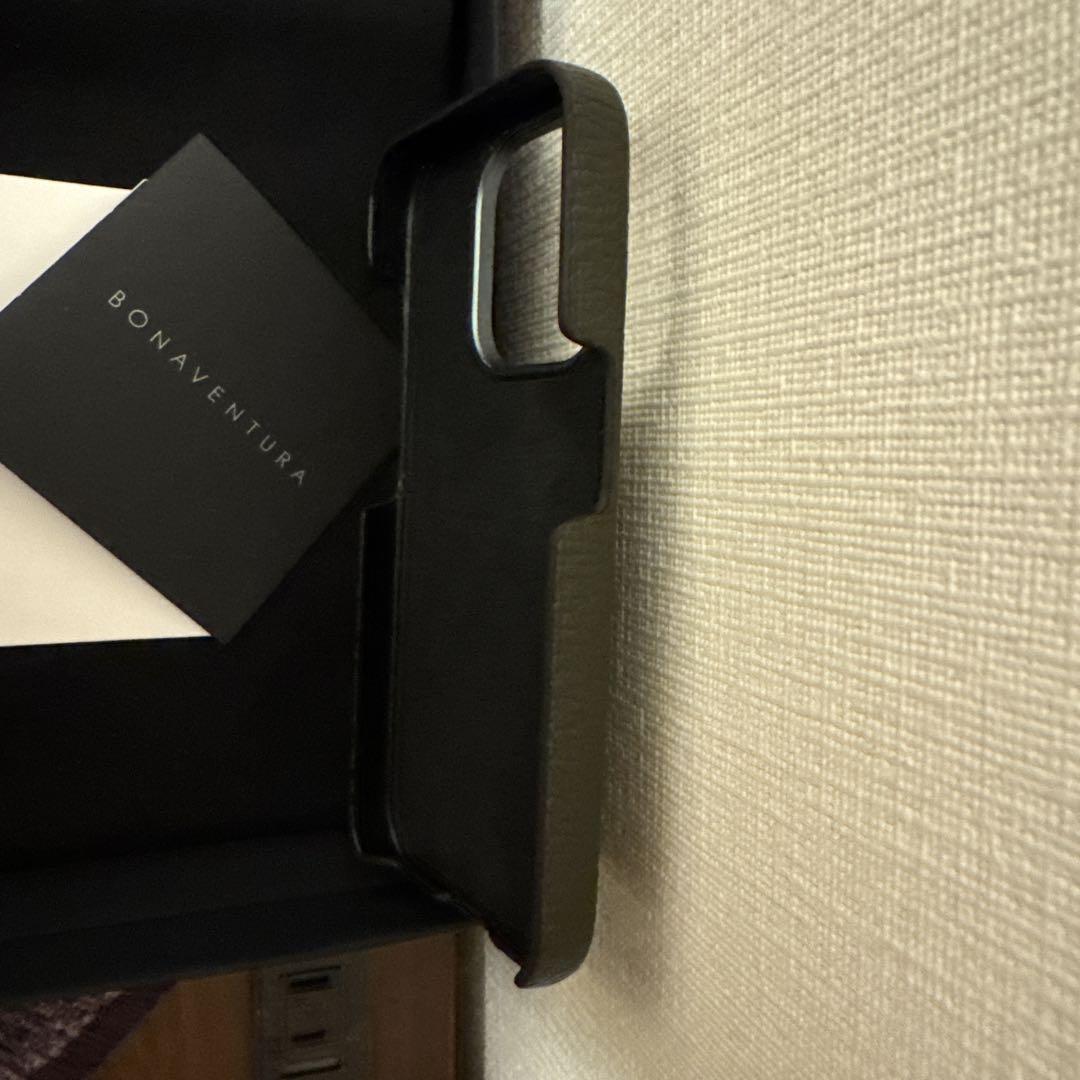 ボナベンチュラ　スマホカバー　iPhone 15 Pro