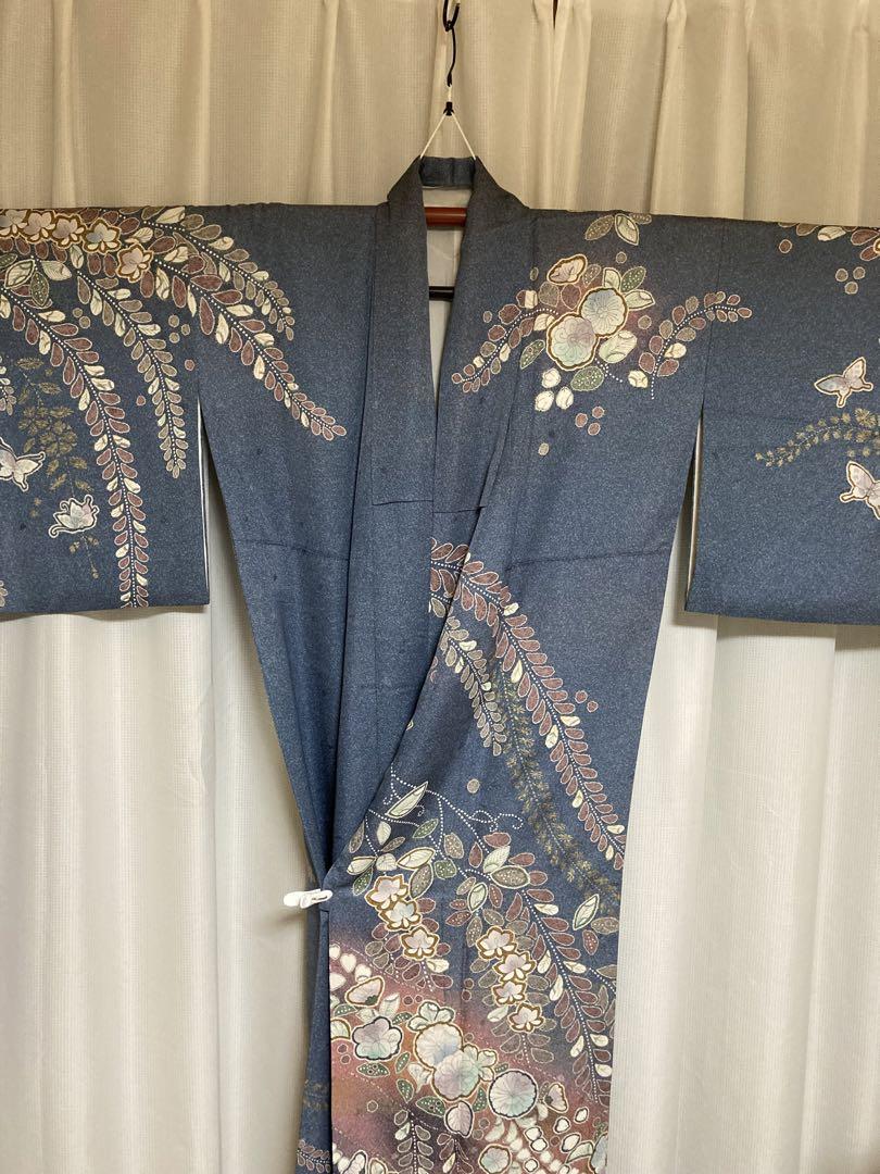 辻ヶ花訪問着 花と蝶の刺繍 青色系