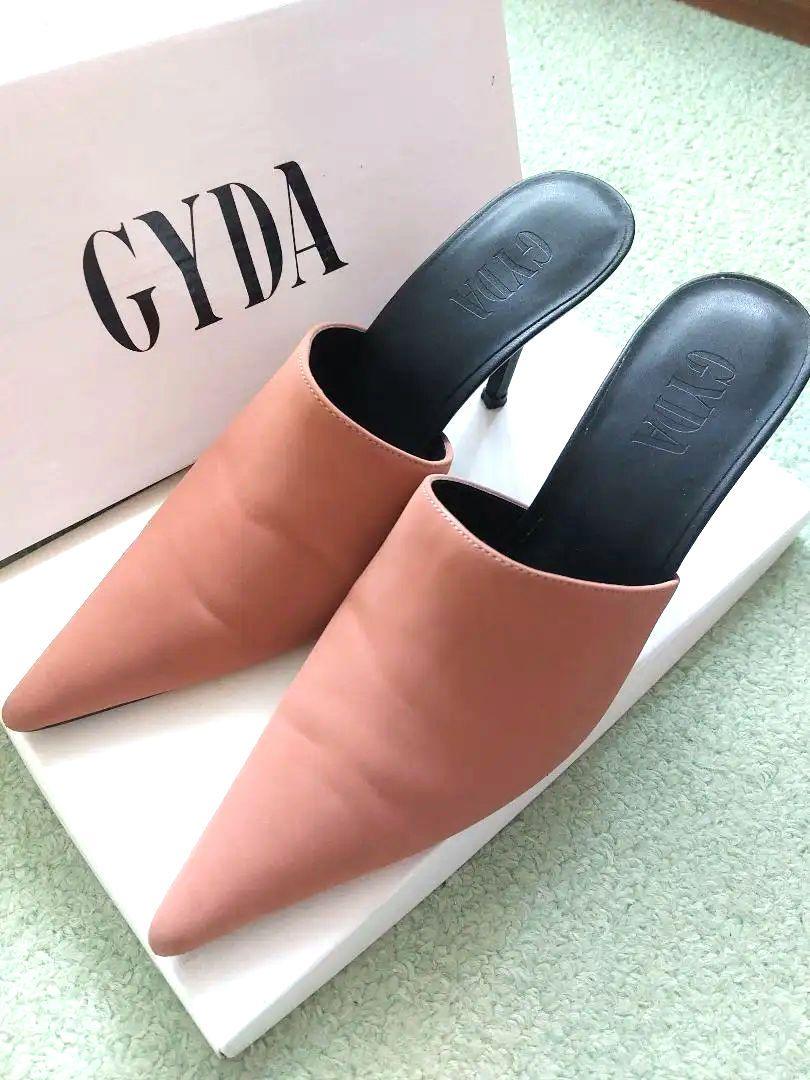 GYDA ポインテッドトゥミュール ピンク