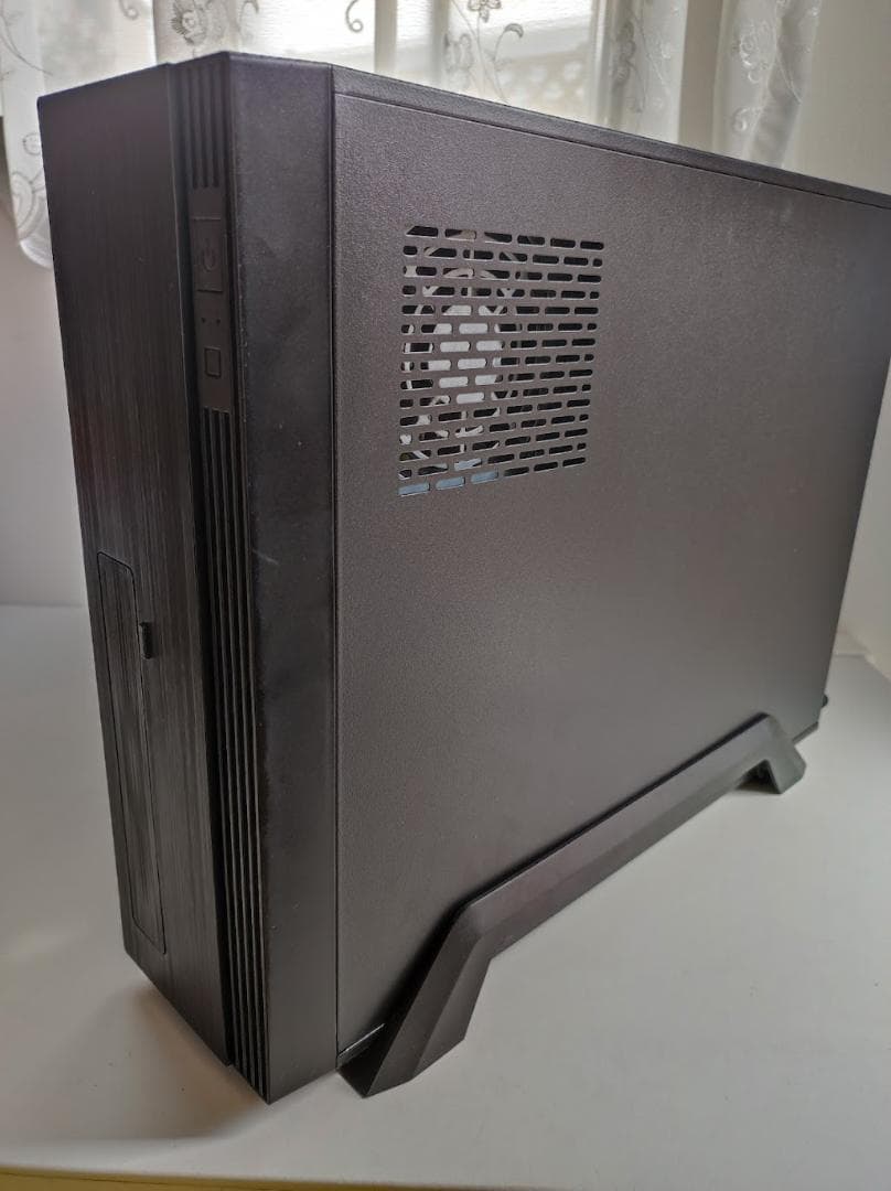 スリム型PC　i5-6600/メモリ8GB/SSD120GB 9,240円