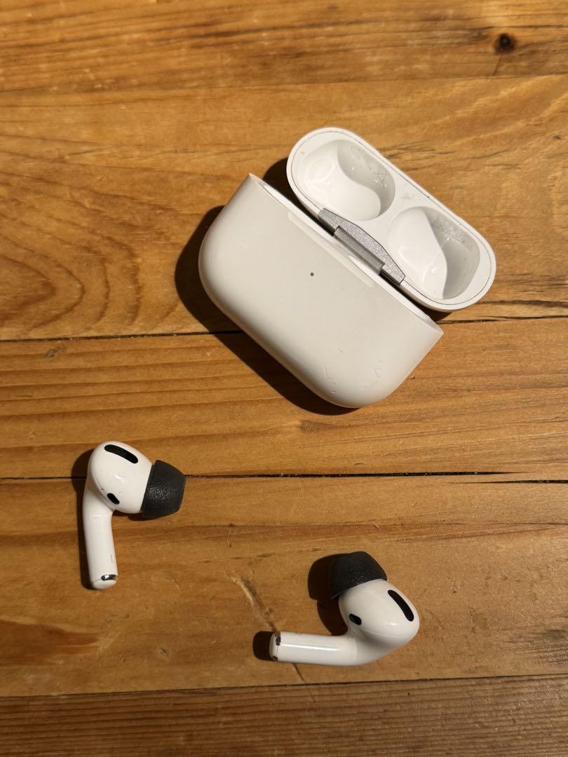 AirPods Pro(第一世代) 充電ケース付き
