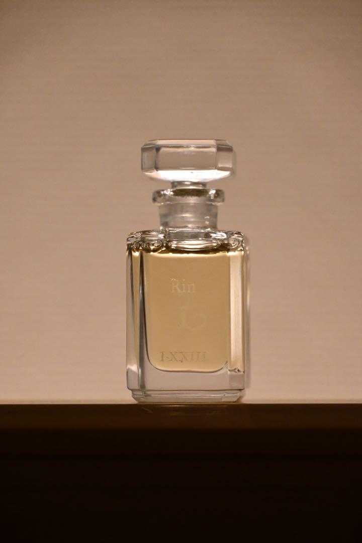 フエギア1833 リン 1-23 プーラ　8ml