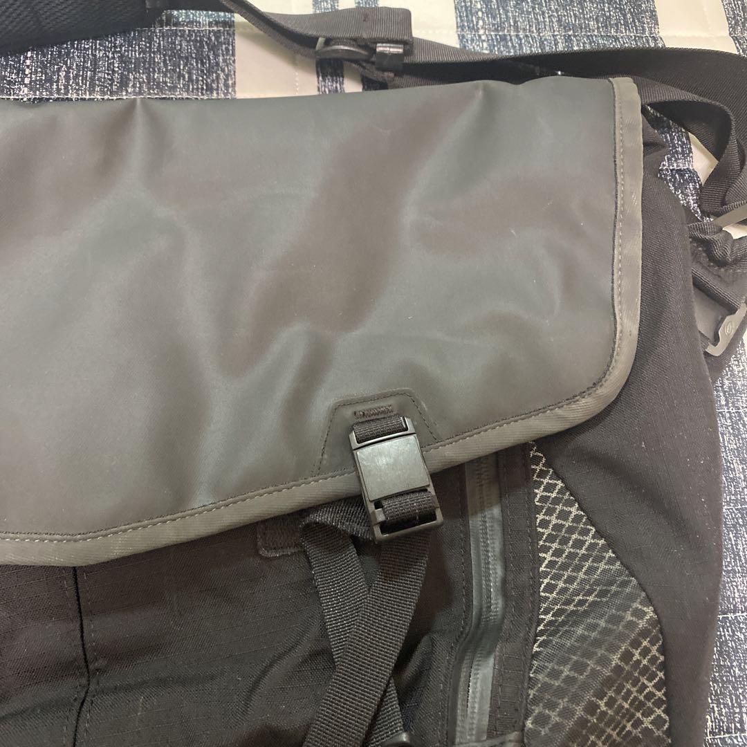 timbuk2 ティンバックツー　メッセンジャーバッグ　TIMBUK 2