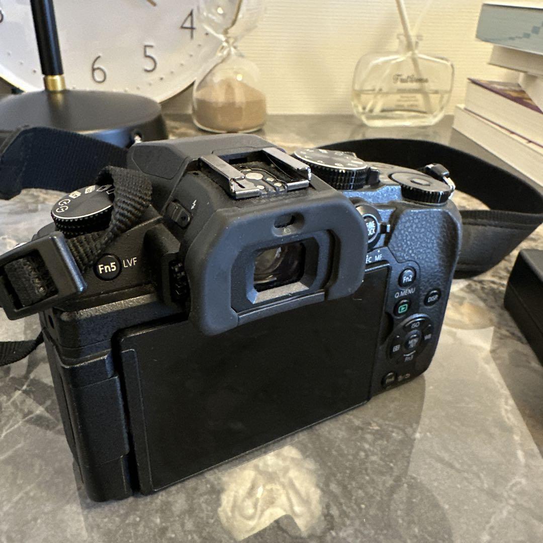 LUMIX G8 ミラーレスカメラ 交換レンズ付き