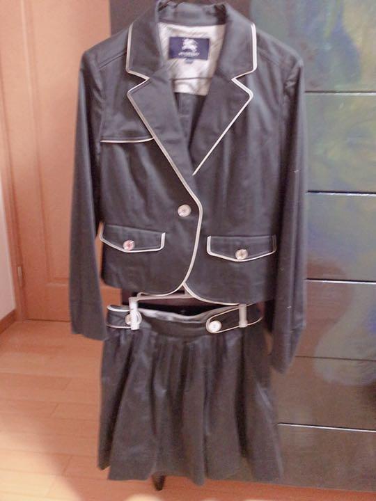 スイカ様専用！最終値下げ　BurberryLondon スーツ　入学式　卒業式