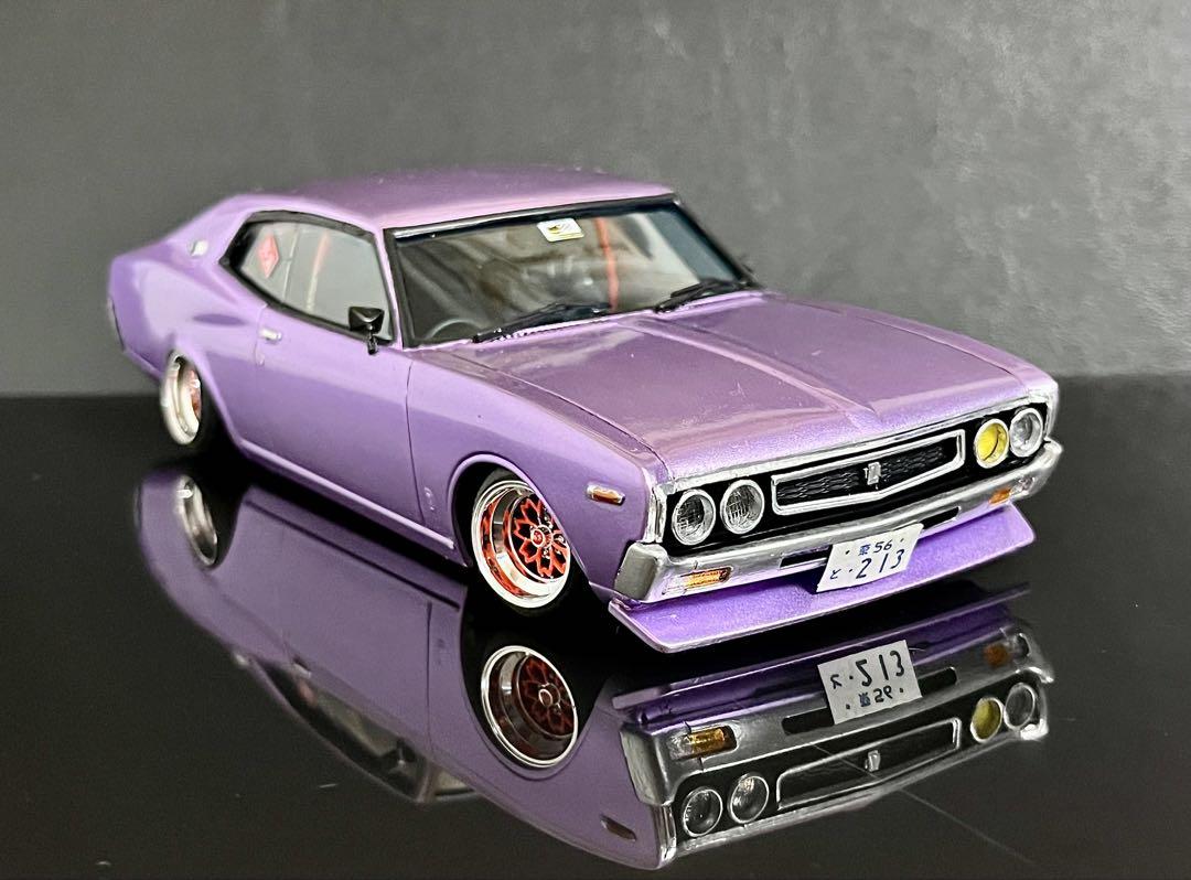 アオシマ　ローレルSGX 完成品