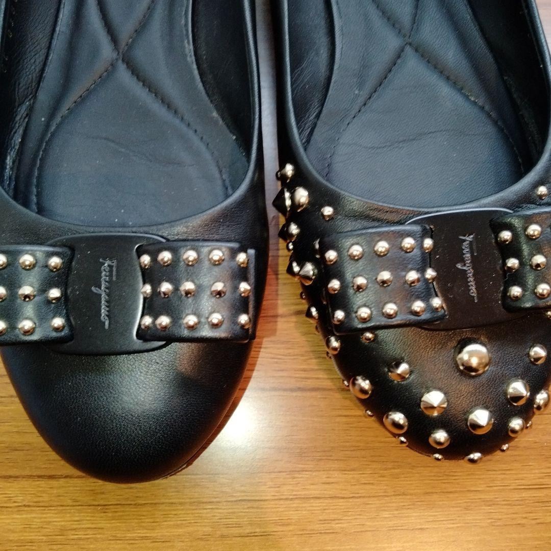 Ferragamo フラットパンプス