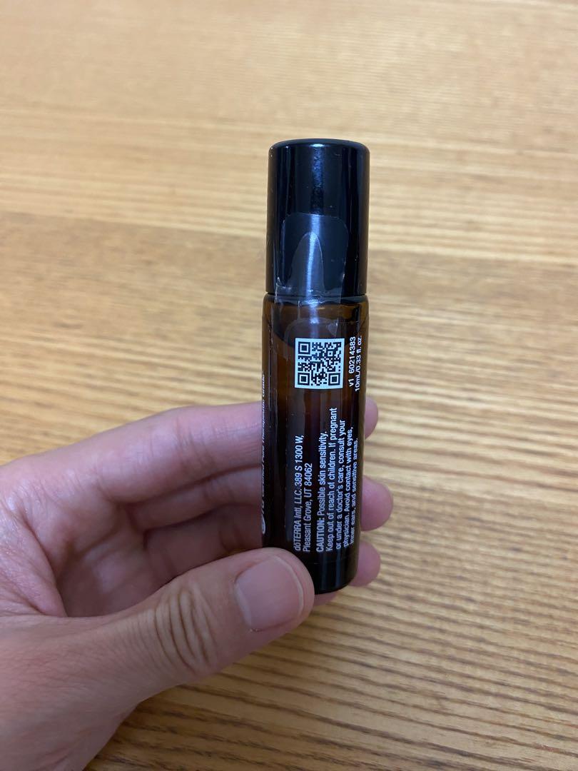 ドテラ　doTERRA 　ウィスパータッチ10ml 　新品未開封 楽天市場】ドテラ アロマ ウィスパー タッチ 10mL doTERRA